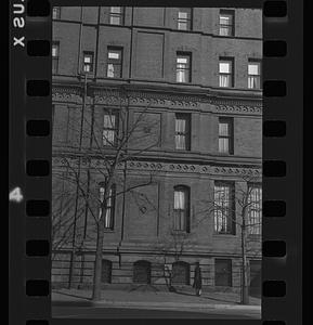 152 Commonwealth Avenue, Boston, Massachusetts, Dartmouth Street side