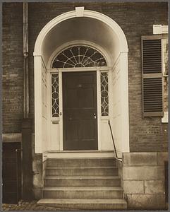 Boston, Massachusetts. Doorway, 46 Mt. Vernon Street