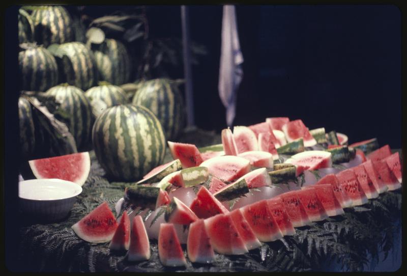 Watermelon stand, night, Rome