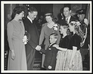 State House. The Tobin Kids greet Lt Gov+ Mrs Bradford. Mayor+ Mrs Tobin in rear. L-R. Maurice Jr. Carol Ann. Helen