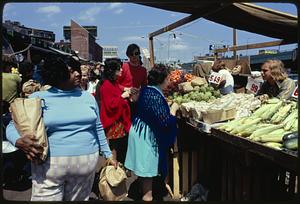 Outdoor Market at Haymarket Square