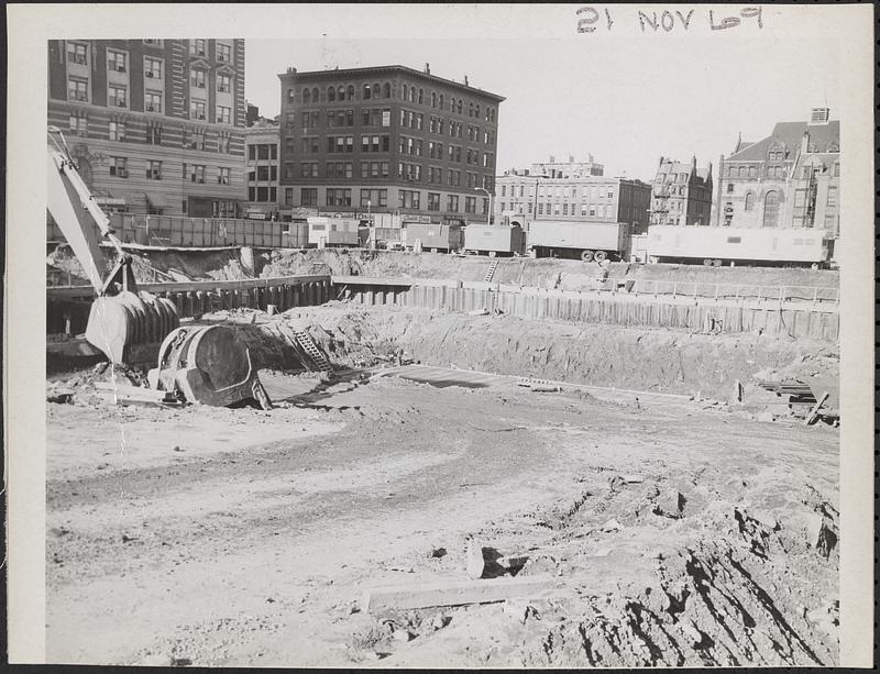 Construction of Boylston Building, Boston Public Library, site at ...