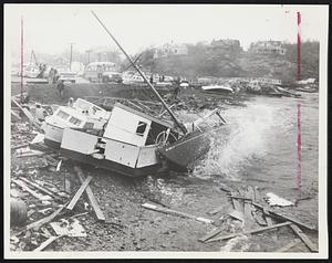 Sloop pounded at Hull.
