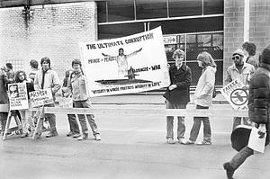 Groton, CT, nuclear sub protest