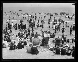 Revere Beach crowd, July 17, 1921
