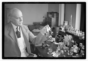 Dr. Frank Burr Mallory, pathologist