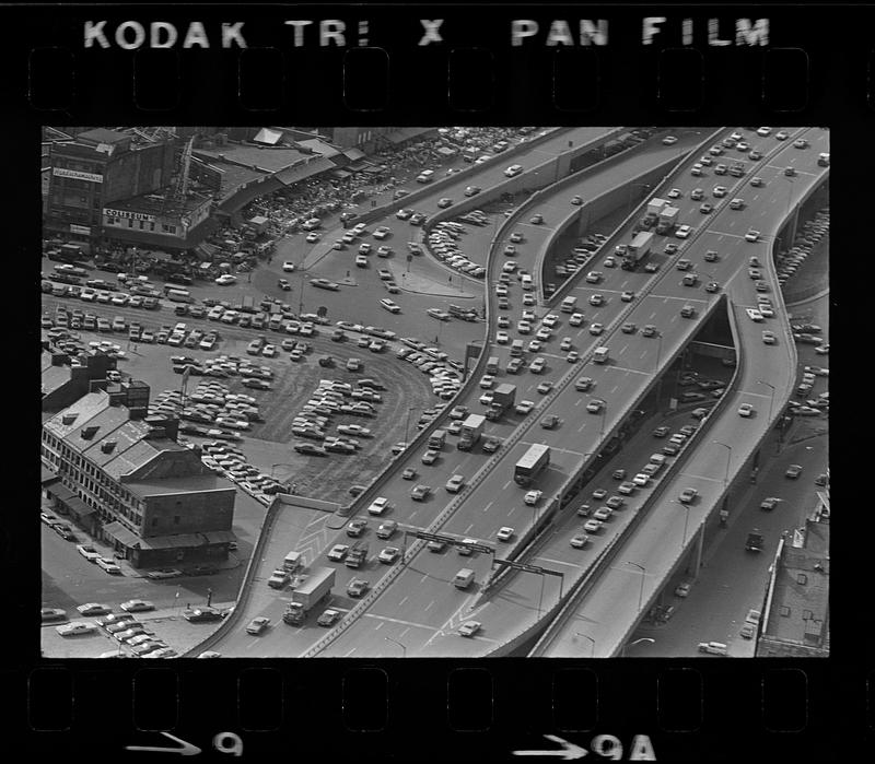 Central Artery traffic & Haymarket Square food sellers, downtown Boston ...