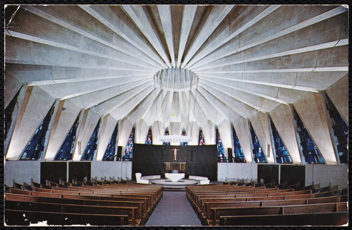 Cranwell School: inside of Pierce Chapel