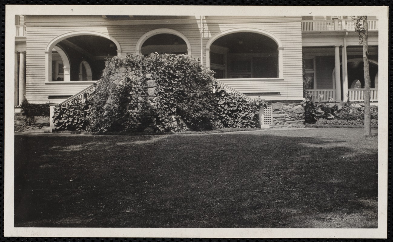 Aspinwall Hotel: southern porch