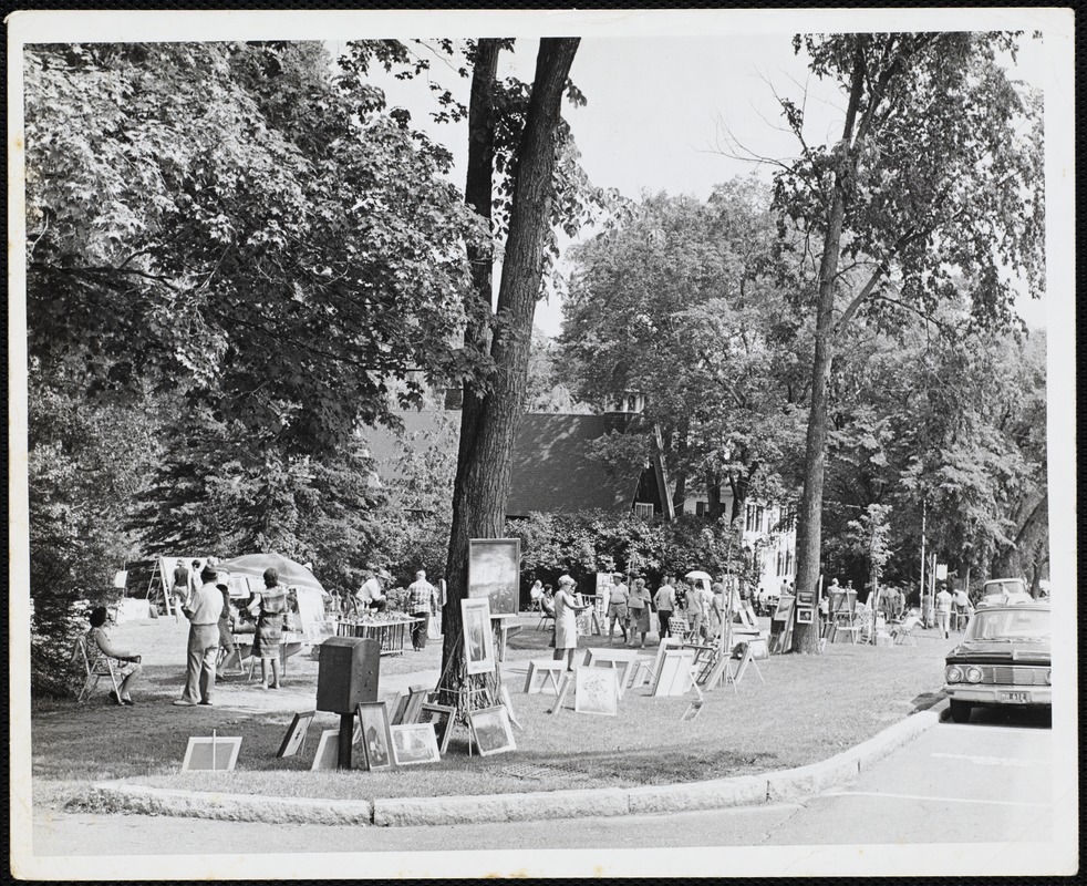 Lenox Bicentennial craft fair in Lilac Park Digital Commonwealth