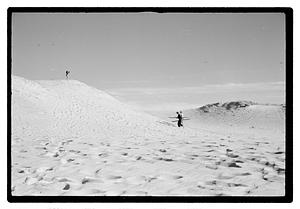 Nito Carolyn & Pablo sand dunes