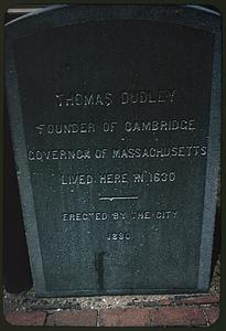 Historical marker for Thomas Dudley's house, Cambridge, Massachusetts