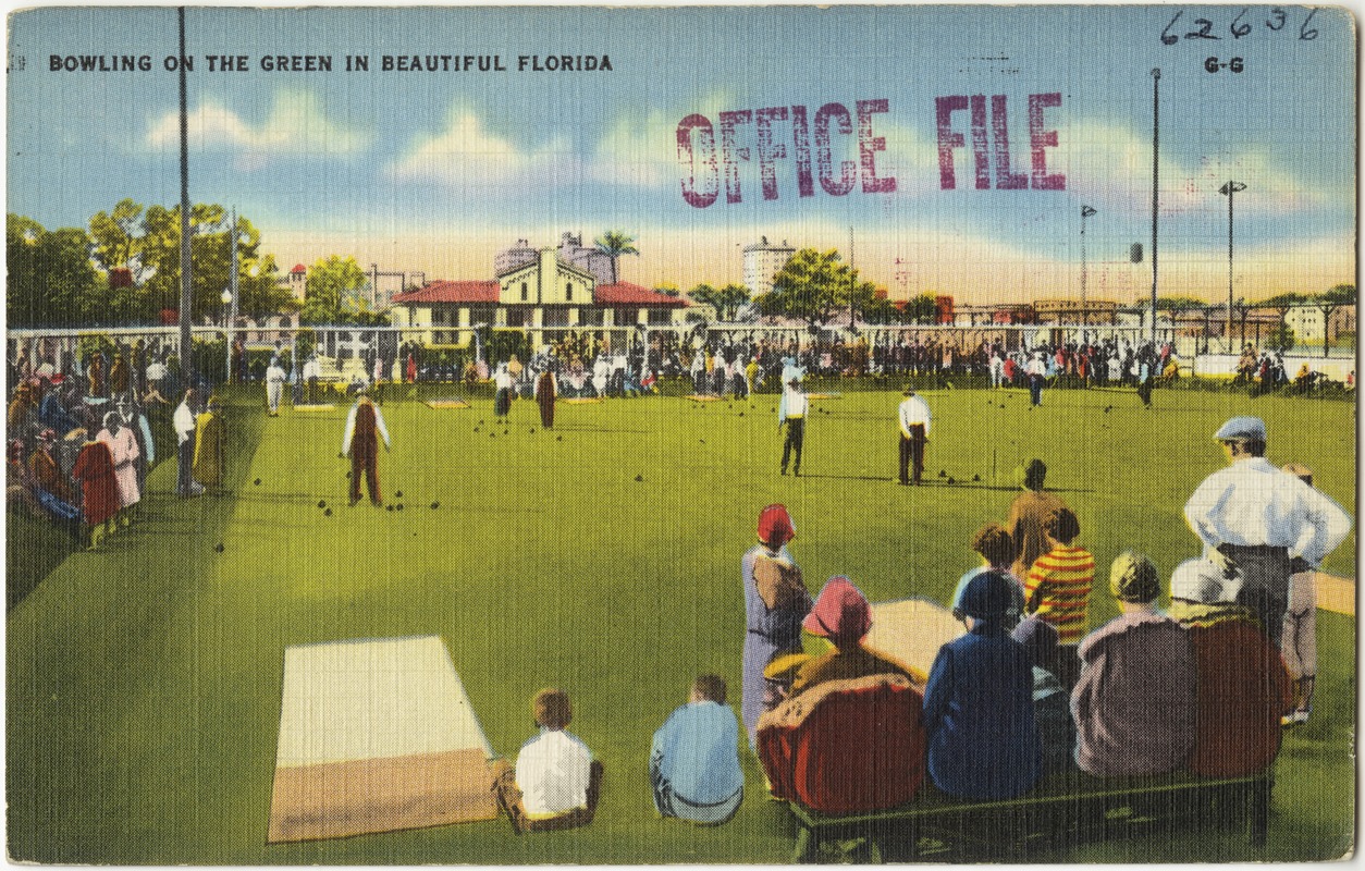 Bowling on the green in beautiful Florida