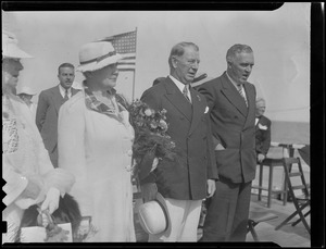 Unidentified group of people