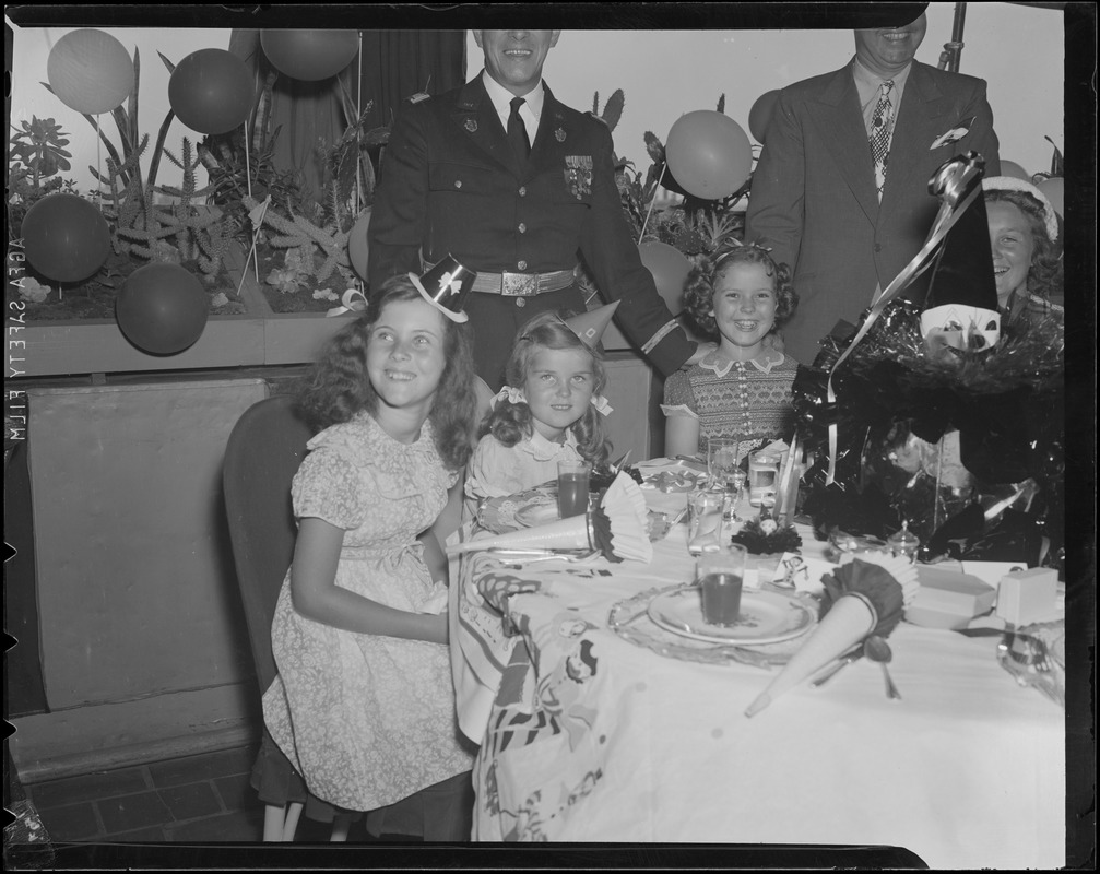 Shirley Temple at child birthday party