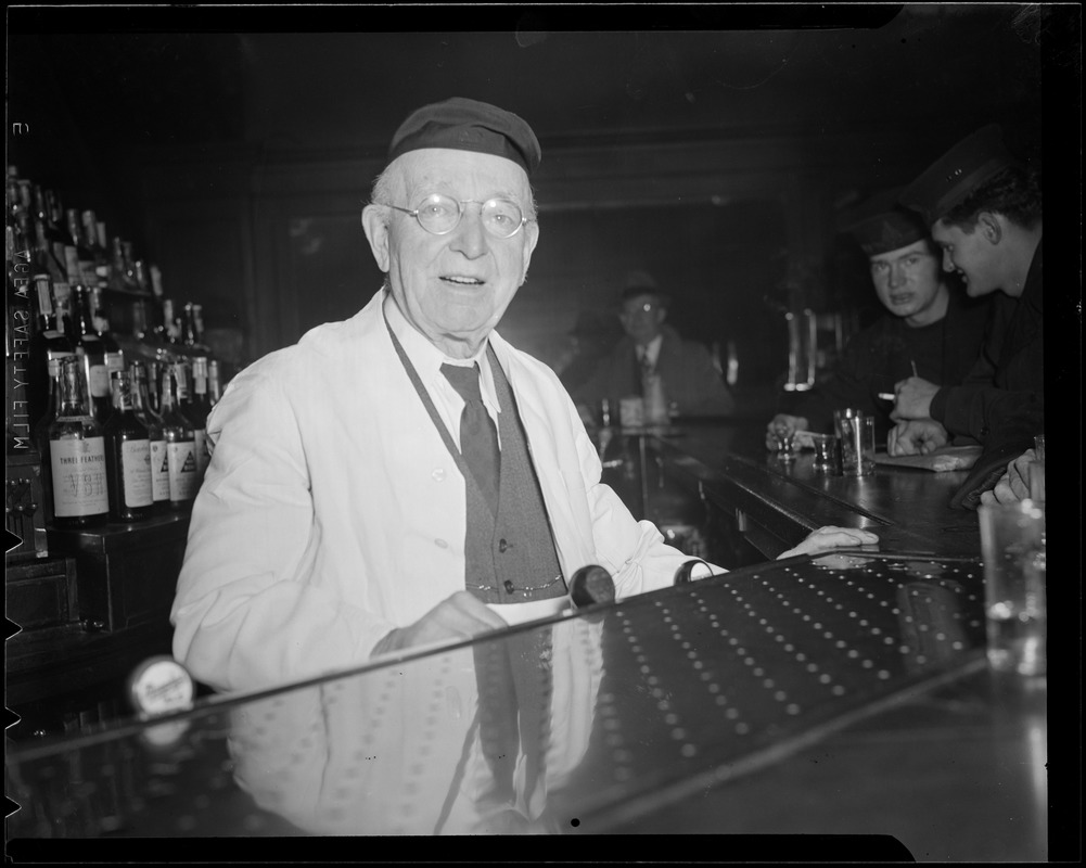 Andy Harrington: Oldest bartender in America