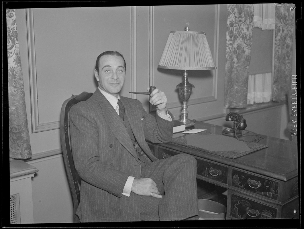 Movie star Ricardo Cortez in Boston