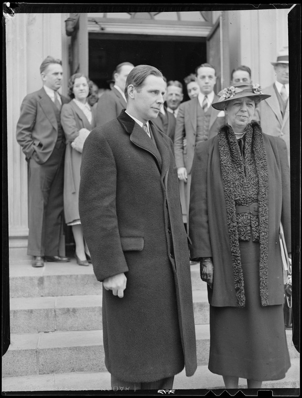 Eleanor Roosevelt with Mayor Tobin