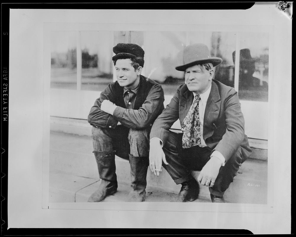 Will Rogers (l) with Charlie Russell of Montana who is a cowboy writer & artist