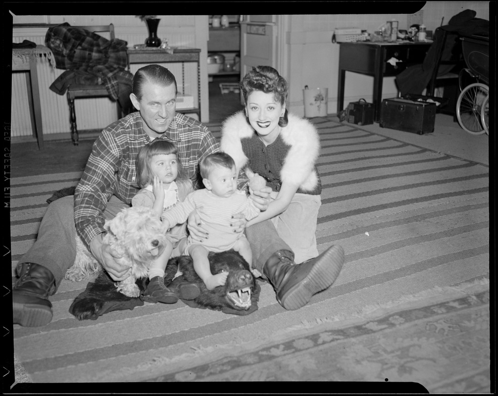 Lefty Gomez and family