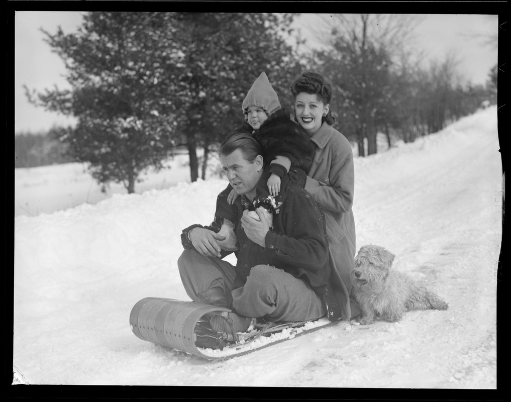 Lefty Gomez and family - Digital Commonwealth