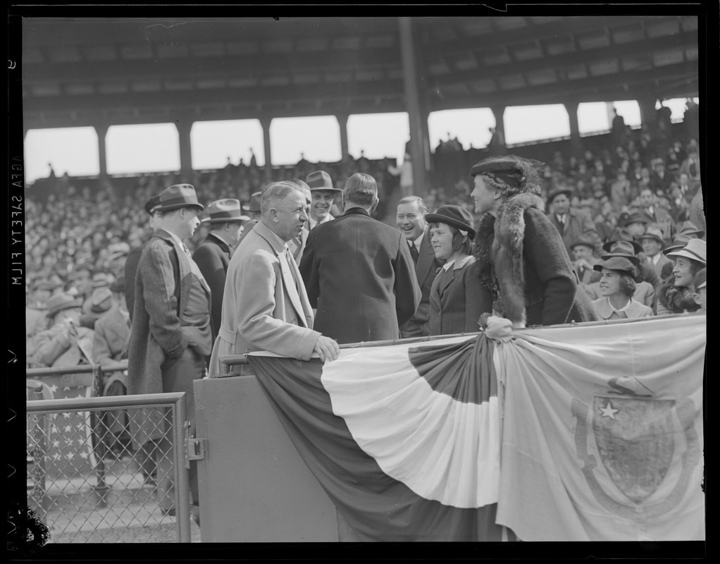 Leverett Saltonstall throws out first ball at Fenway