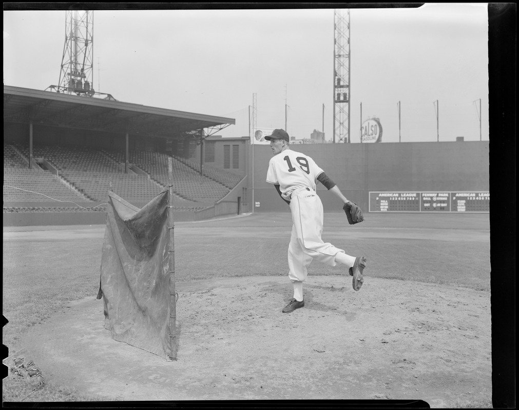 Red Sox pitcher pitches batting practice