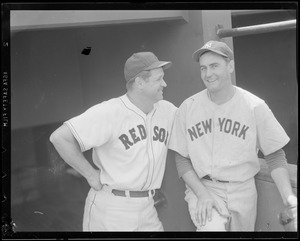 Jimmie Foxx consorts with Yankee