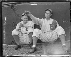 Bees manager Casey Stengel with one of his players
