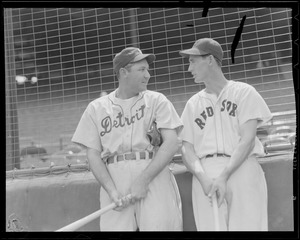 Ted Williams talks with Detroit Tiger