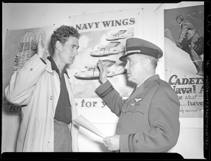 Ted Williams taking the Navy oath