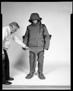 IPL, bomb disposal suit