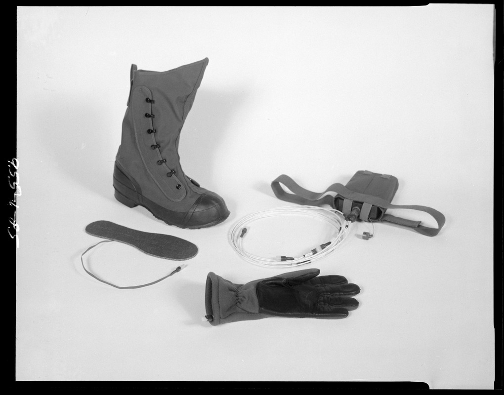 IPL electric heated gloves + boot Digital Commonwealth