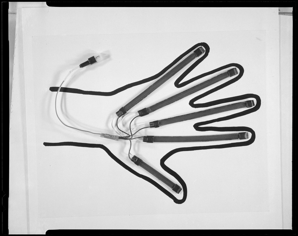 IPL electric glove heater Digital Commonwealth