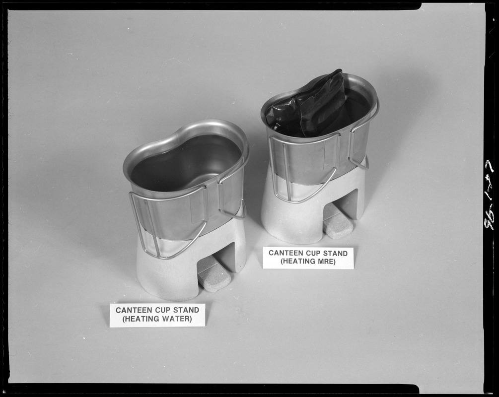 Canteen cup stand (heating water), canteen cup stand (heating MRE)