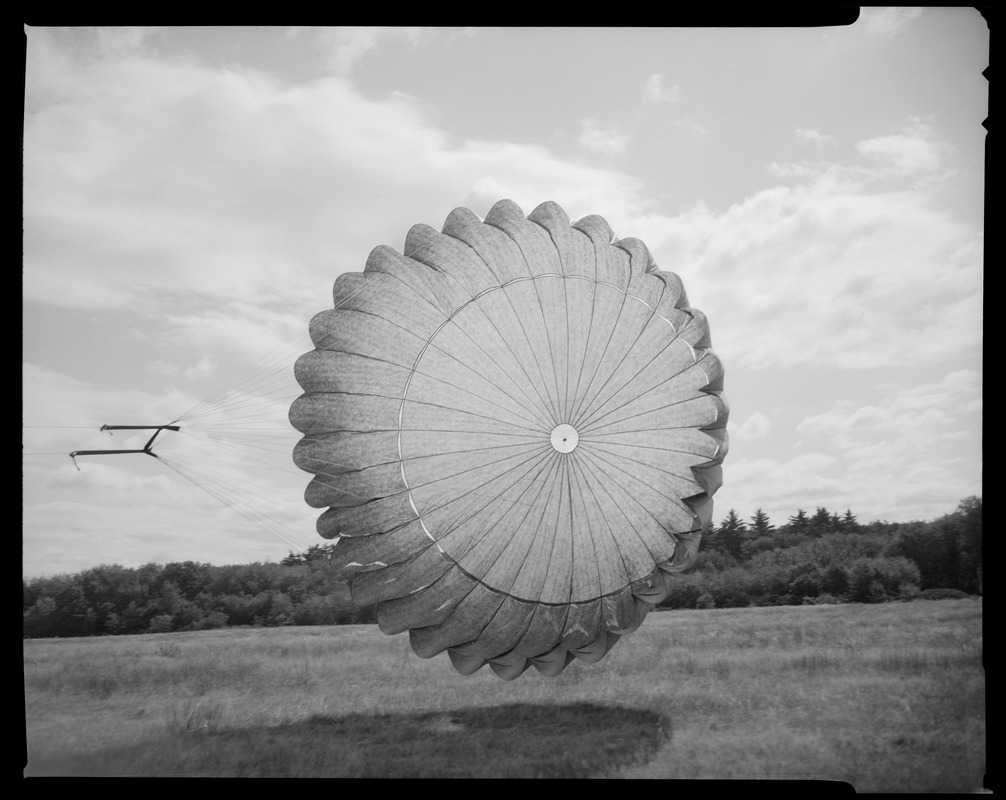 AMEL - ADEL 34' diameter Cerex parachute