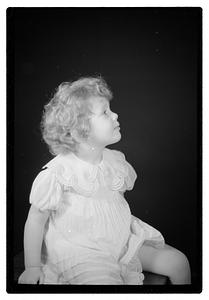 Collier Mrs. & 2 children