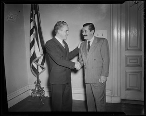 Jerry Colonna and acting Mayor of Boston John E. Kerrigan shaking hands
