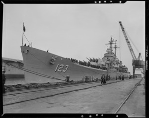 USS Albany docking