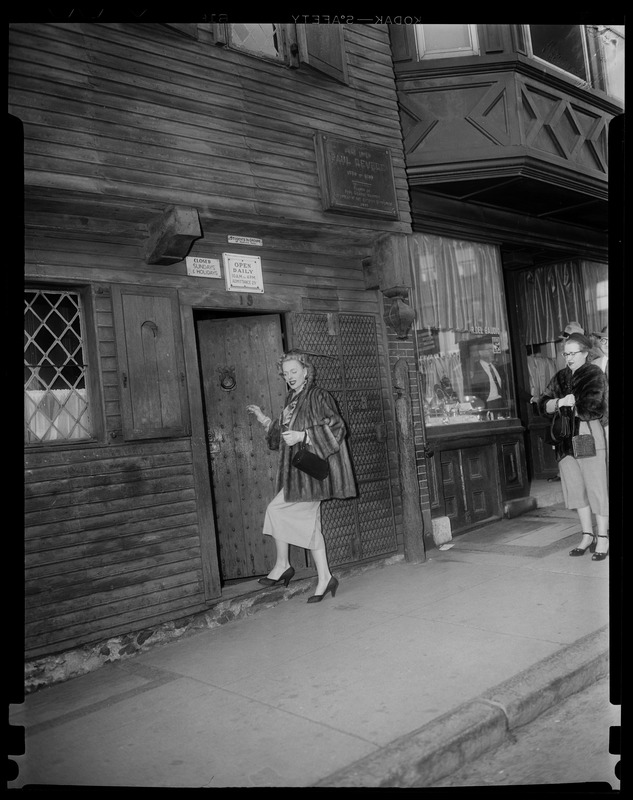 Christine Jorgenson walking into Paul Revere's home