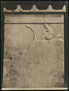Athènes - Grèce. Musée National. Stèle funéraire de Démokleides (V siècle a. C.)