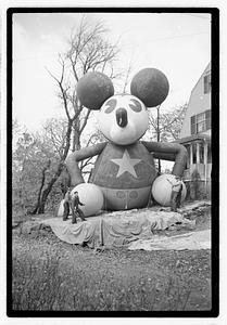 Giant Mickey Mouse character balloon