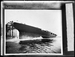 Launch of the "Lexington" aircraft carrier