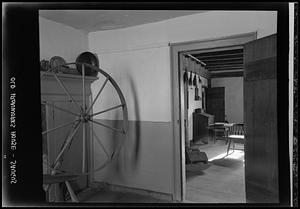 Saugus, Old Ironworks House, interior