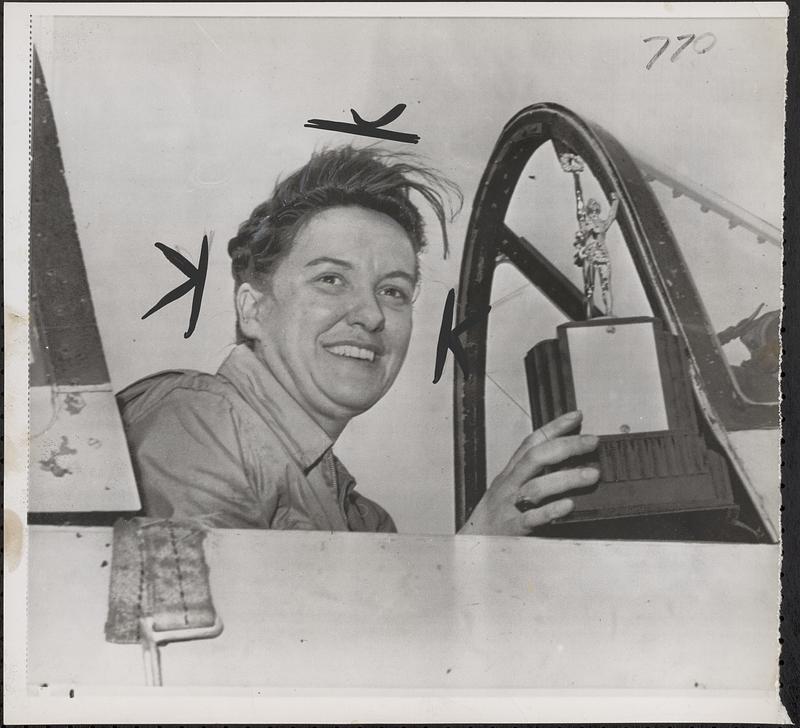 Sets women's plane record