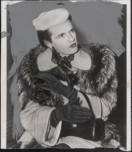 Charlotte Macleod, formerly Charles MacLeod, ex-GI