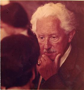 Erik Erikson (from slide)