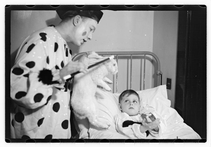 Harry W. Syer magician at Children's Hospital