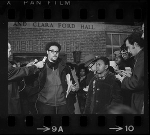 Randall Bailey speaks outside of Ford Hall during Brandeis University sit-in