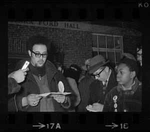 Randall Bailey speaks outside of Ford Hall during Brandeis University sit-in